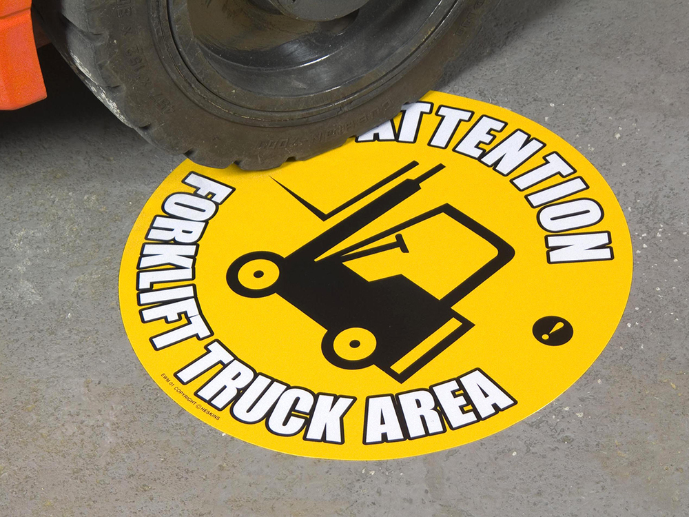 EWM01 Forklift Truck Area with Truck