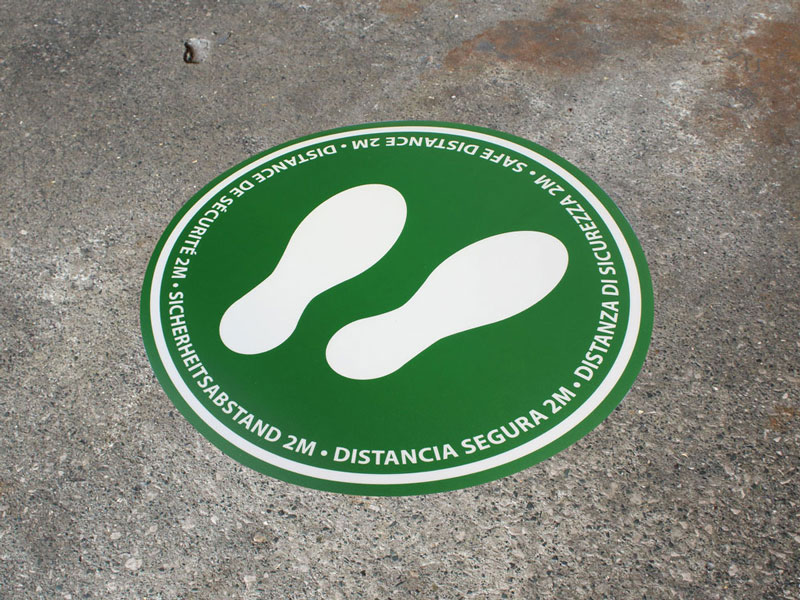 social-distancing-sign-heskins-ewm19