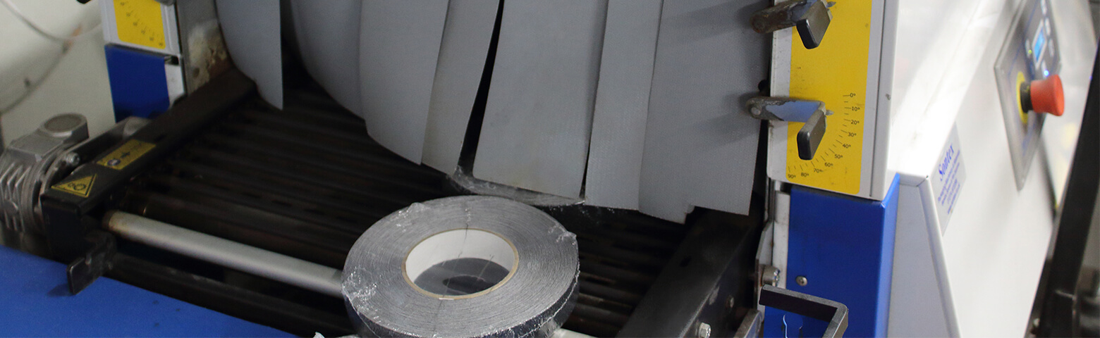 Heskins Shrink Wrapper Machine
